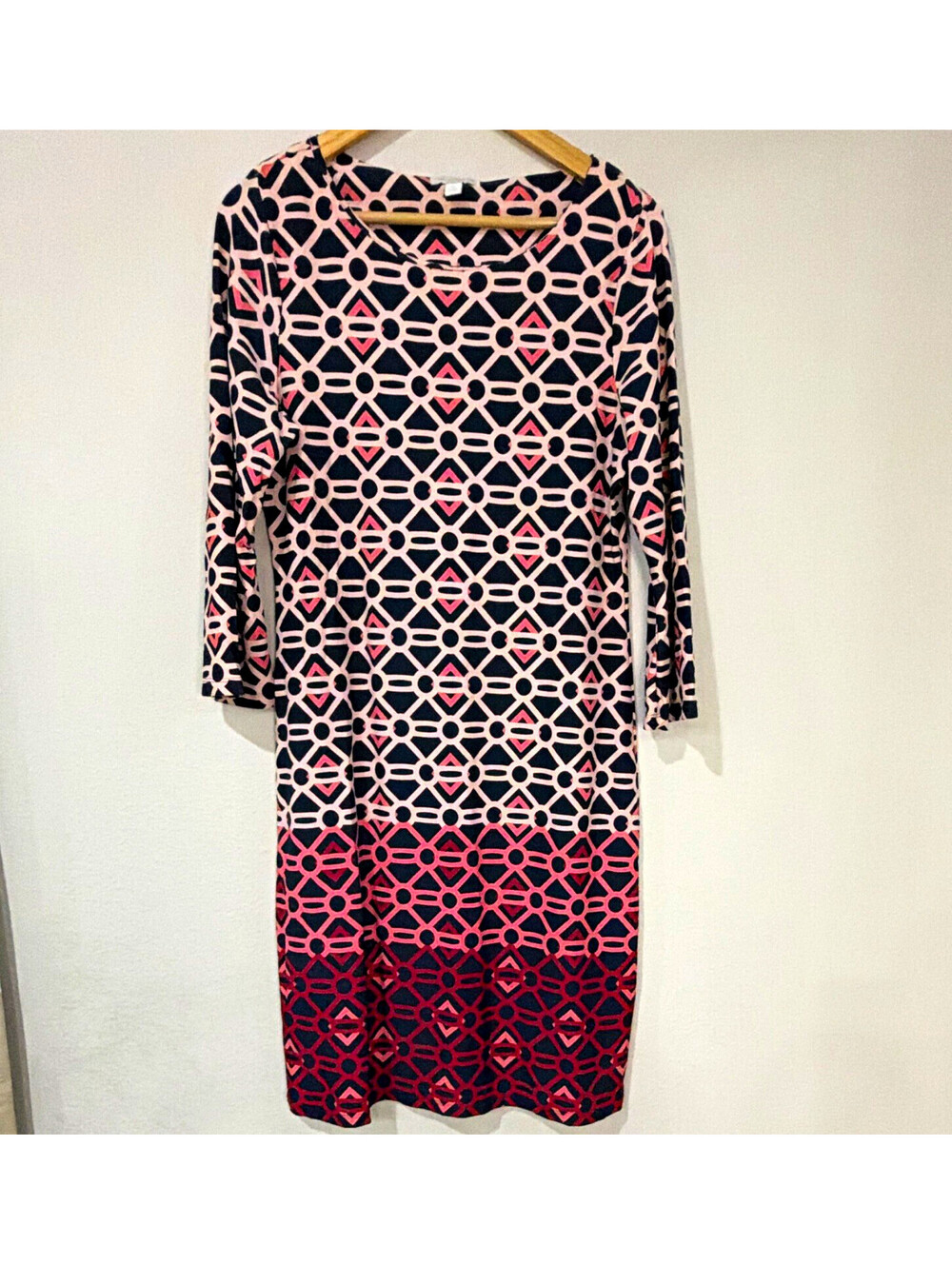 Charter Club Shift Dress Womens M Pink Navy Red Geometric Jersey 3/4 Sleeve